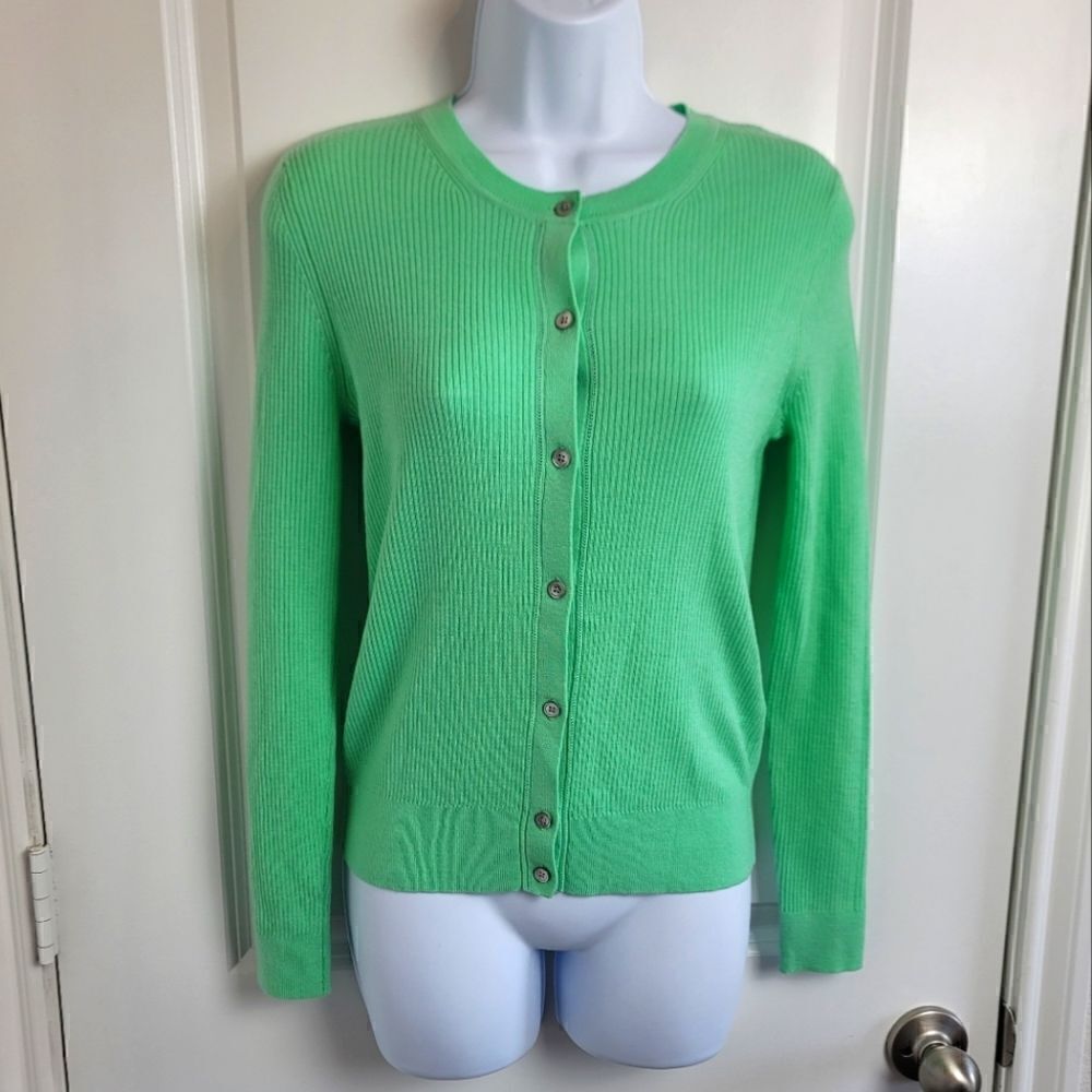NWT- BANANA REPUBLIC Merino Wool